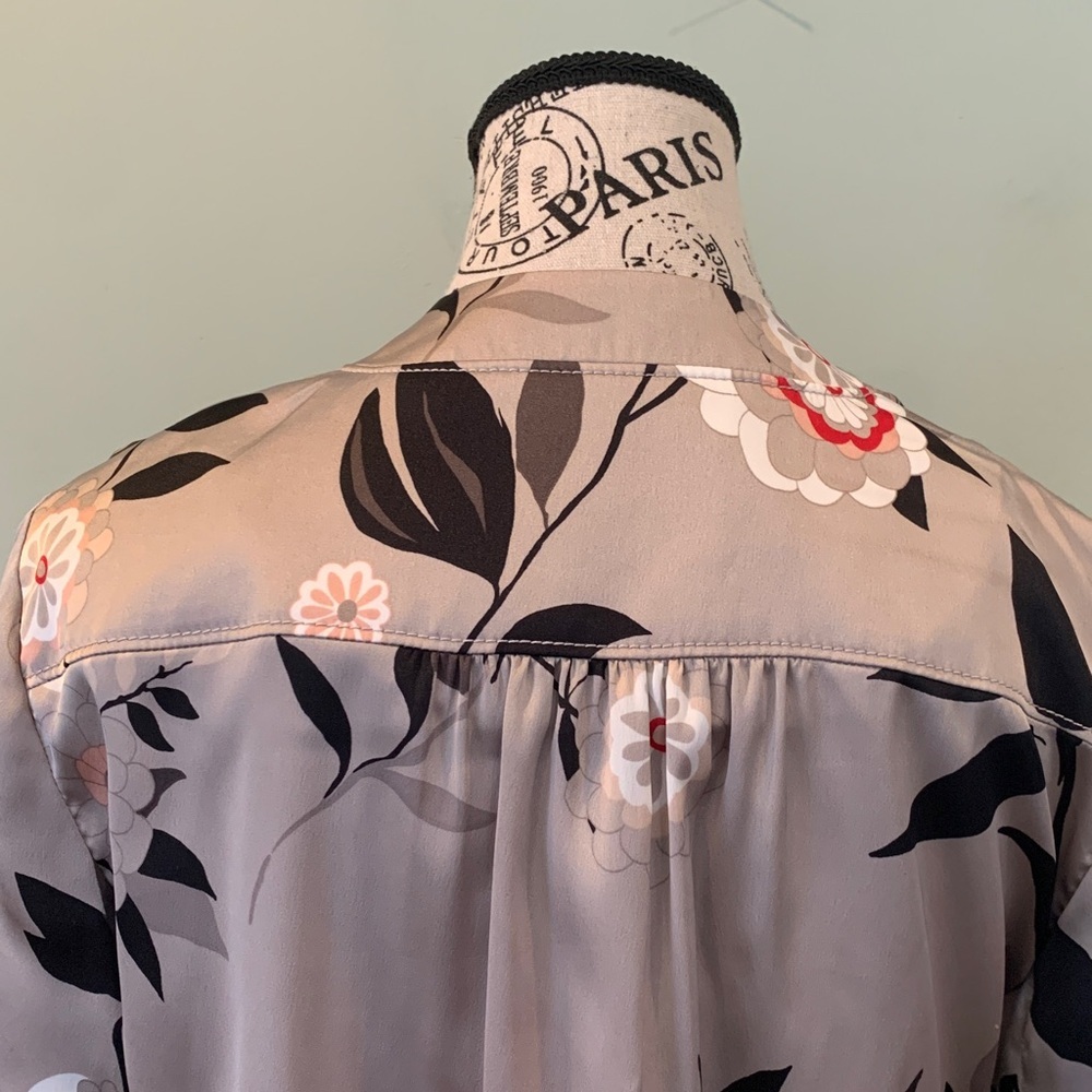LOFT Lightweight Beige Floral Satin Bomber Jacket Women’s XS Extra Small - Picture 5 of 11